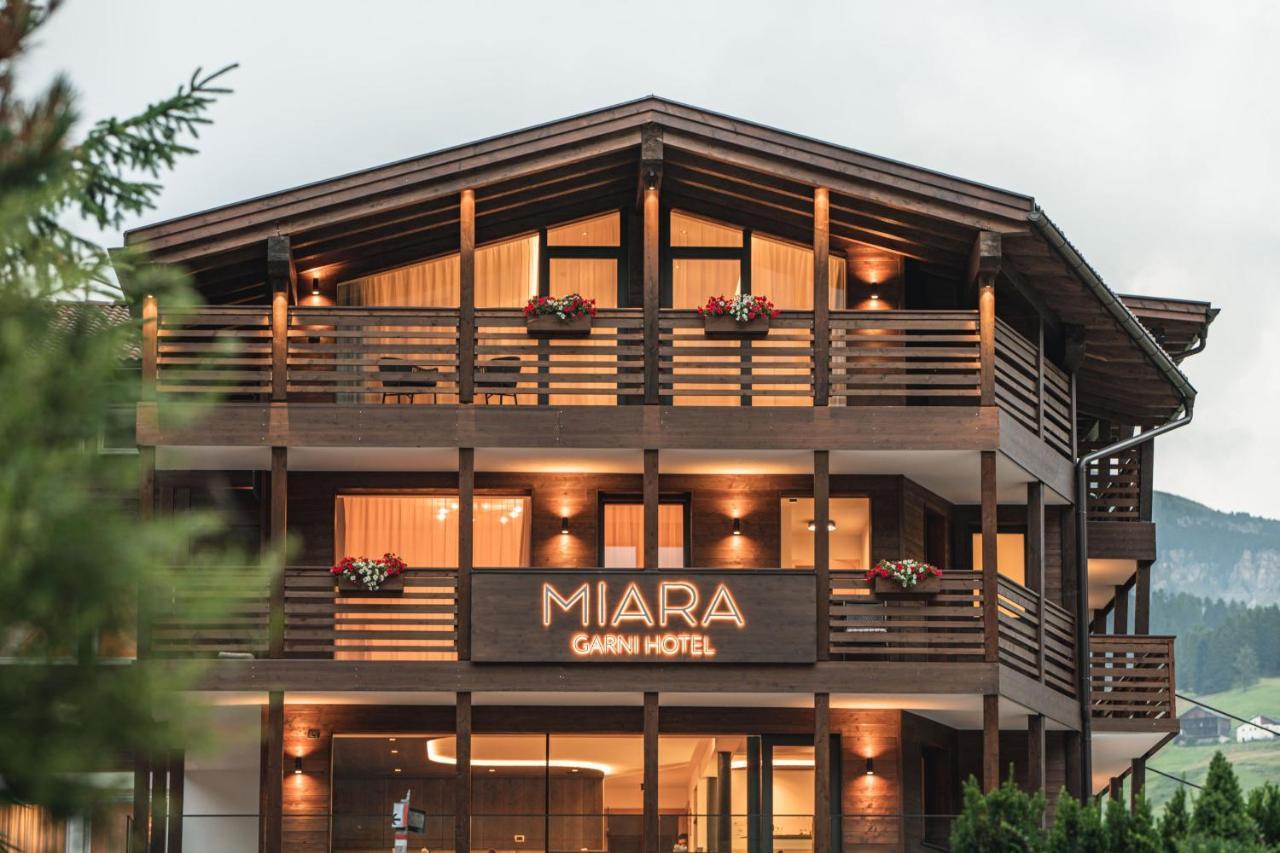Garni Hotel Miara - Your Dolomites Home Сельва-ди-Валь-Гардена Экстерьер фото