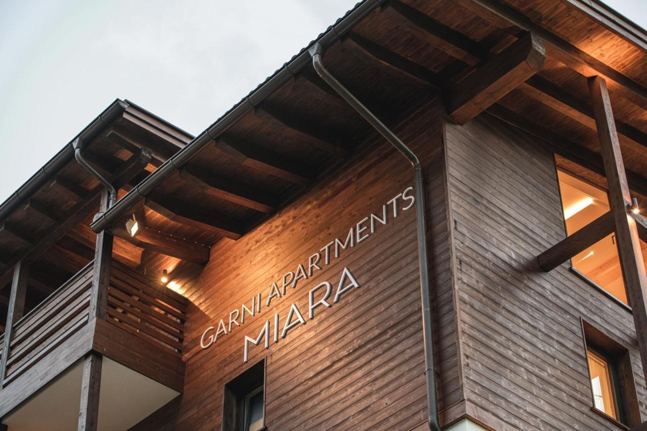 Garni Hotel Miara - Your Dolomites Home Сельва-ди-Валь-Гардена Экстерьер фото