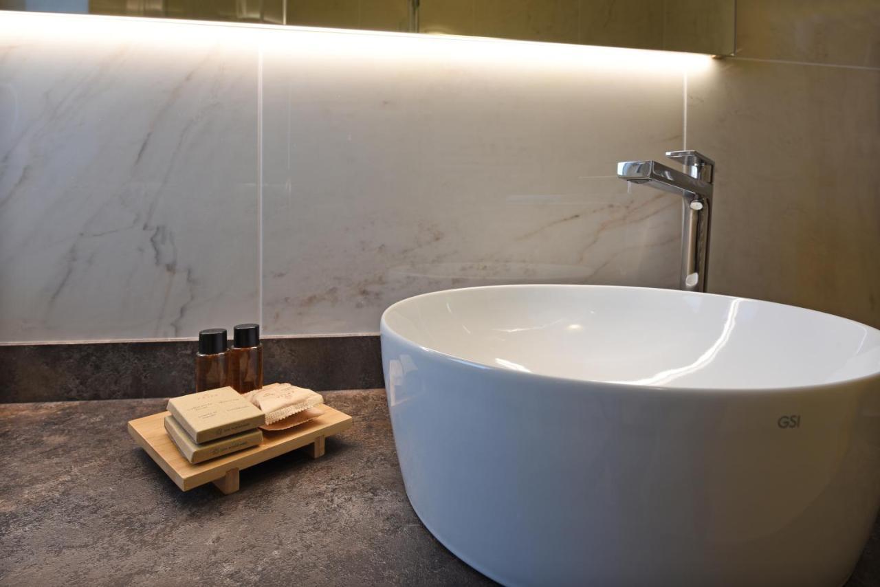 Garni Hotel Miara - Your Dolomites Home Сельва-ди-Валь-Гардена Экстерьер фото
